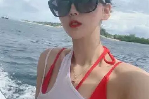 白冰被全网禁言！妻子江梦瑶曝其现状长期炫富无底线难怪塌房