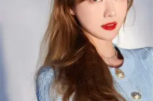艺人欠款76万成老赖！演出时被法院堵门口强制执行立马嘴软求饶：不要拘留我